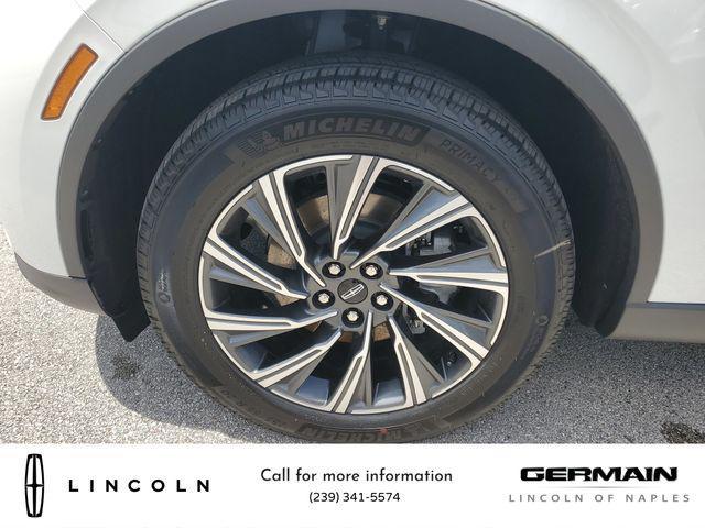 new 2025 Lincoln Aviator car, priced at $67,740