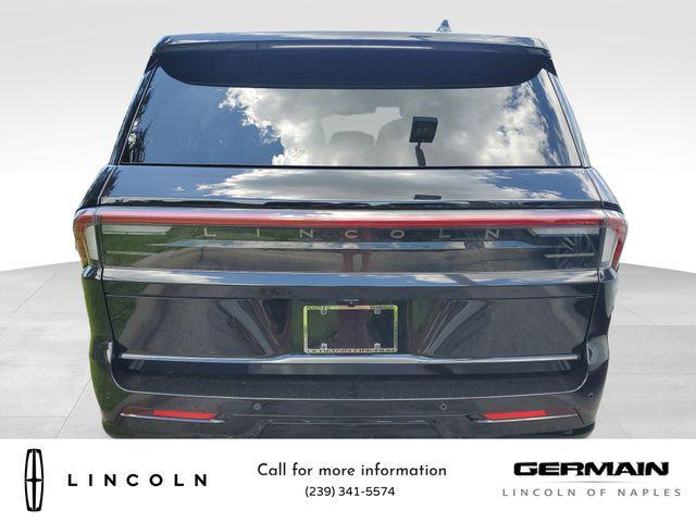 new 2025 Lincoln Navigator car, priced at $108,680