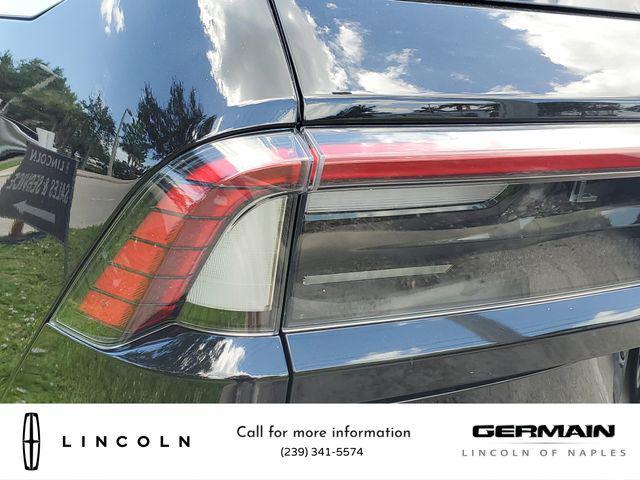 new 2025 Lincoln Navigator car, priced at $108,680