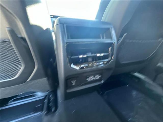 new 2025 Jeep Grand Cherokee car, priced at $39,825