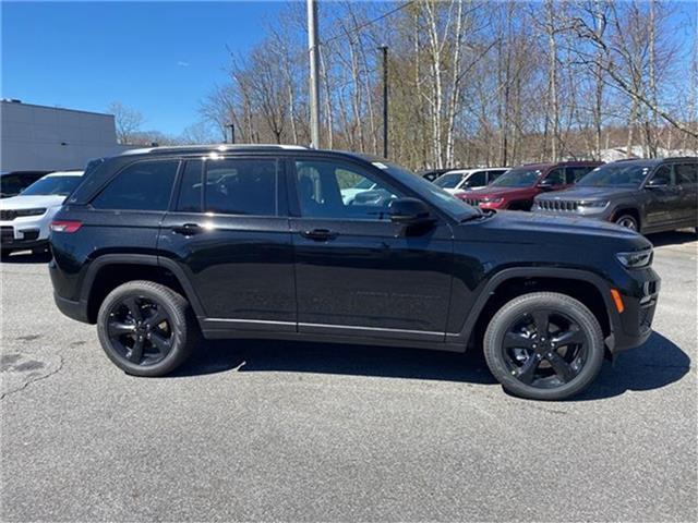 new 2024 Jeep Grand Cherokee car, priced at $54,535