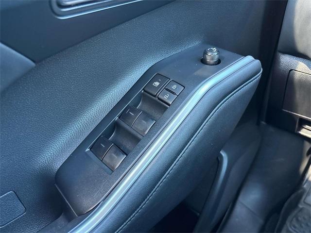 used 2022 Toyota Highlander car, priced at $37,995
