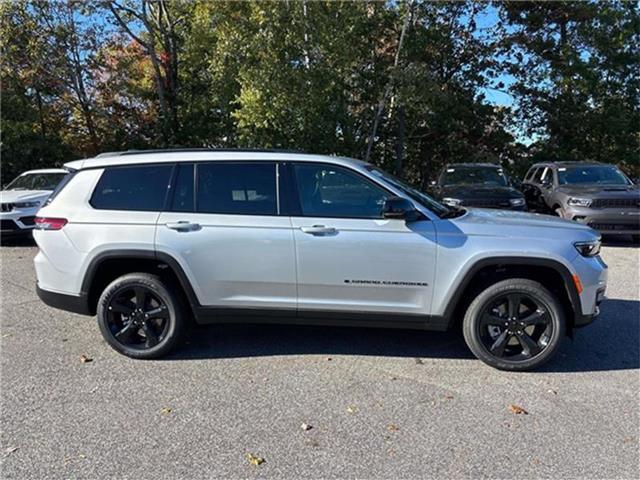 new 2025 Jeep Grand Cherokee L car, priced at $46,725