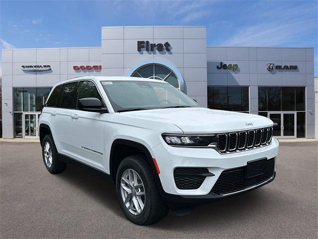 new 2025 Jeep Grand Cherokee car, priced at $38,580