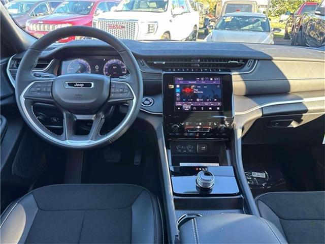 new 2025 Jeep Grand Cherokee L car, priced at $46,725
