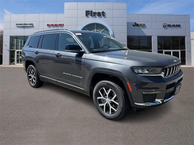 new 2024 Jeep Grand Cherokee L car, priced at $45,195