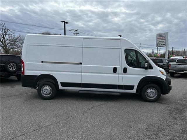 new 2025 Ram ProMaster 2500 car, priced at $54,175