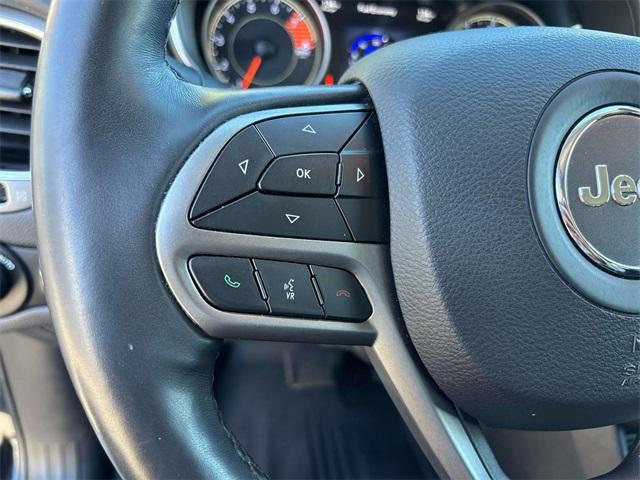 used 2019 Jeep Cherokee car, priced at $20,995