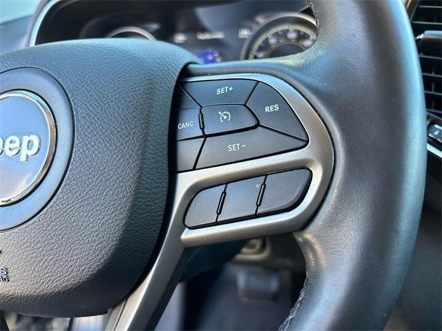 used 2019 Jeep Cherokee car, priced at $20,995