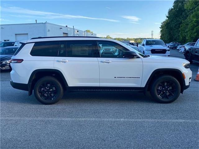 new 2024 Jeep Grand Cherokee L car, priced at $45,080