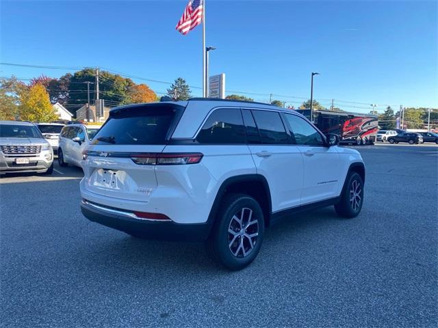 new 2025 Jeep Grand Cherokee car, priced at $43,100