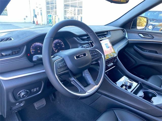 new 2025 Jeep Grand Cherokee car, priced at $43,100