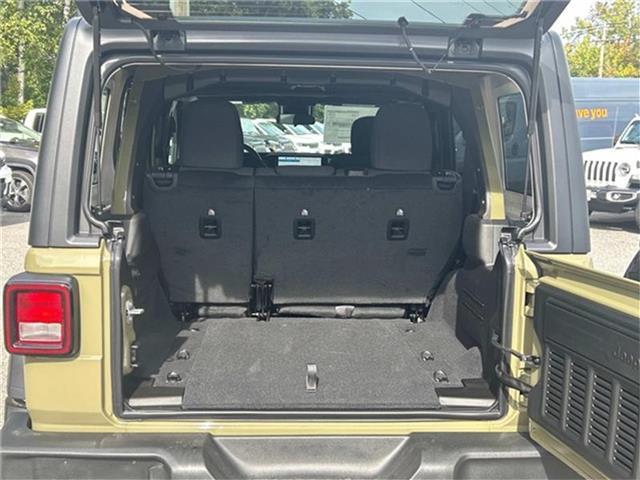 new 2025 Jeep Wrangler car, priced at $49,765