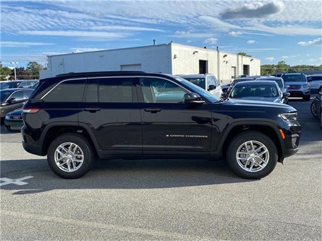 new 2024 Jeep Grand Cherokee car, priced at $38,675