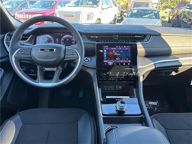 new 2025 Jeep Grand Cherokee L car, priced at $46,725