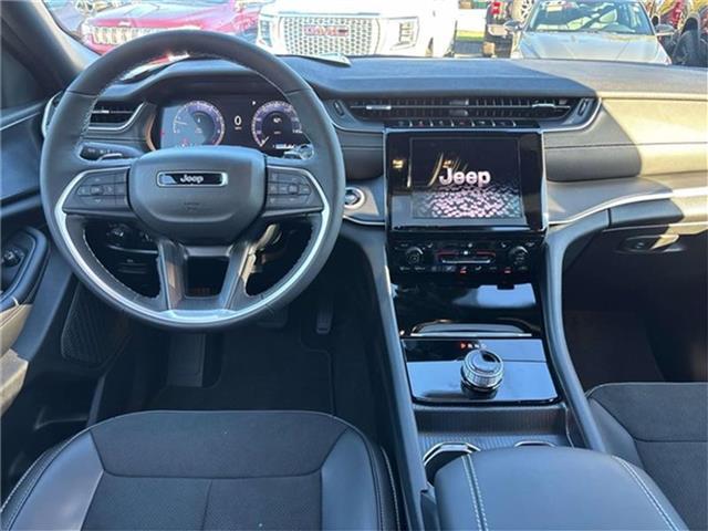new 2025 Jeep Grand Cherokee L car, priced at $46,725