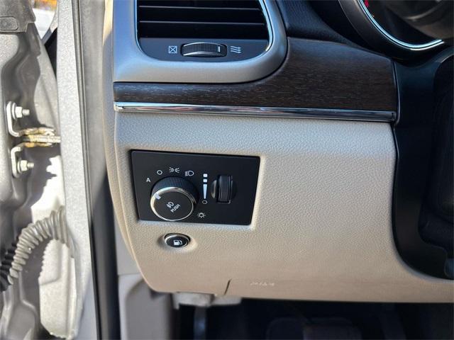 used 2015 Jeep Grand Cherokee car, priced at $15,995