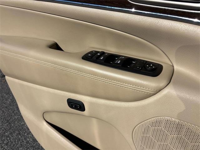 used 2015 Jeep Grand Cherokee car, priced at $15,995