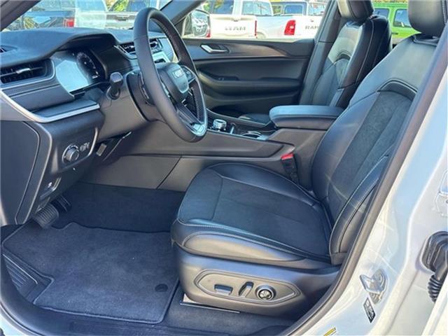 new 2025 Jeep Grand Cherokee L car, priced at $46,130