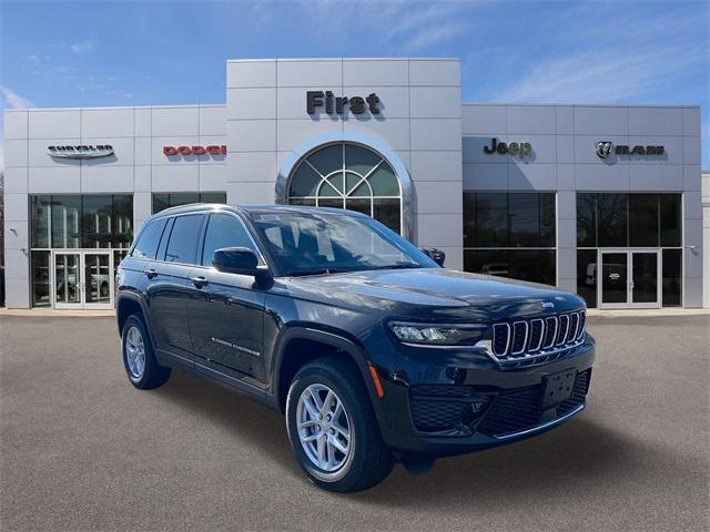 new 2025 Jeep Grand Cherokee car, priced at $39,175