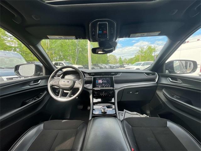used 2023 Jeep Grand Cherokee car, priced at $36,995