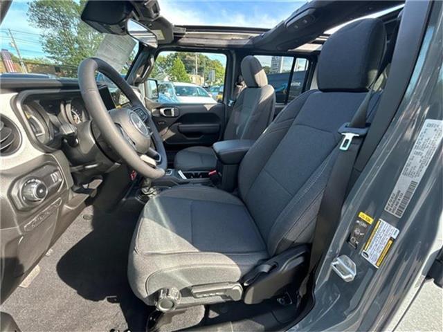 new 2025 Jeep Wrangler car, priced at $56,115