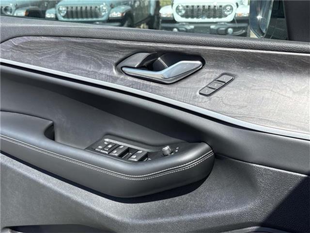 new 2025 Jeep Grand Cherokee car, priced at $45,311