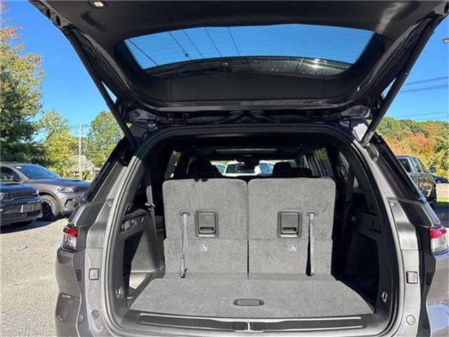 new 2025 Jeep Grand Cherokee L car, priced at $46,725