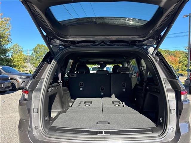 new 2025 Jeep Grand Cherokee L car, priced at $46,725