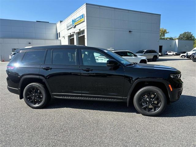 new 2024 Jeep Grand Cherokee L car, priced at $47,175