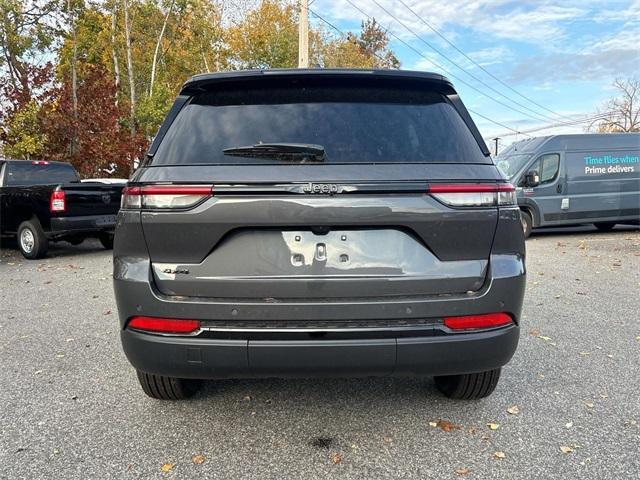 new 2024 Jeep Grand Cherokee car, priced at $42,630