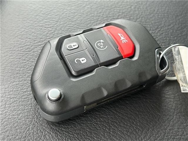 new 2025 Jeep Wrangler car, priced at $46,070