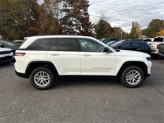 new 2024 Jeep Grand Cherokee car, priced at $38,080