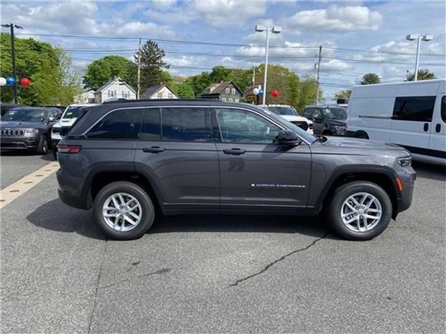 new 2024 Jeep Grand Cherokee car, priced at $42,675