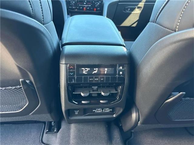 new 2025 Jeep Grand Cherokee L car, priced at $46,725