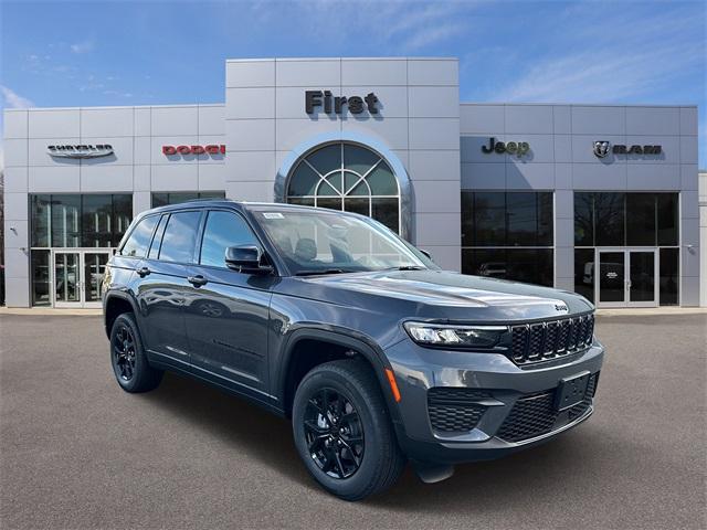 new 2025 Jeep Grand Cherokee car, priced at $43,130