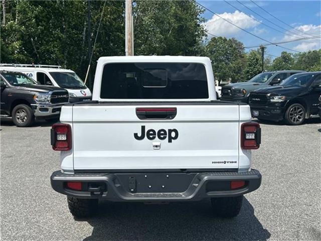 new 2025 Jeep Gladiator car, priced at $48,477