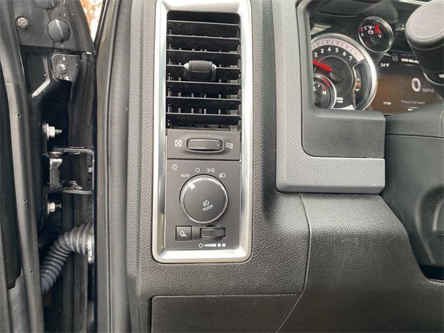 used 2020 Ram 1500 Classic car, priced at $25,995