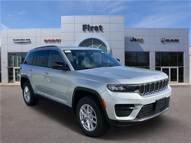 new 2024 Jeep Grand Cherokee car, priced at $37,175