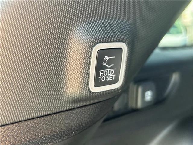 new 2025 Jeep Grand Cherokee car, priced at $39,825