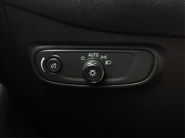 used 2022 Chevrolet Equinox car, priced at $18,995