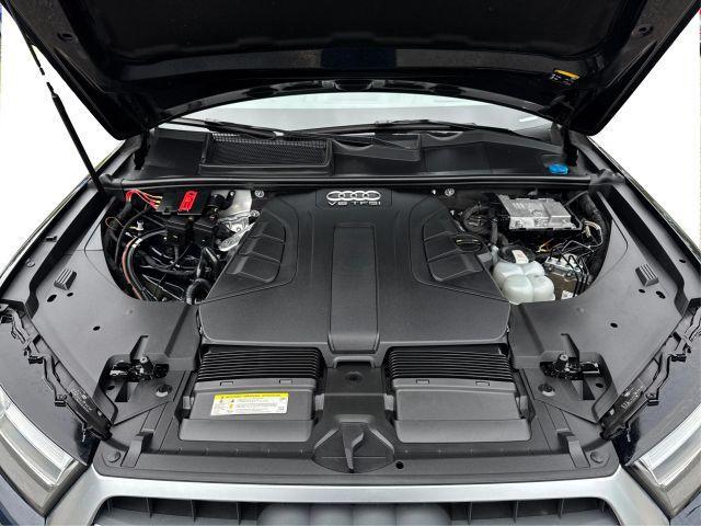 used 2018 Audi Q7 car, priced at $17,995