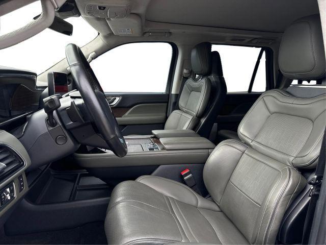 used 2022 Lincoln Navigator car, priced at $59,995