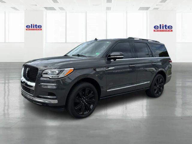 used 2022 Lincoln Navigator car, priced at $59,995
