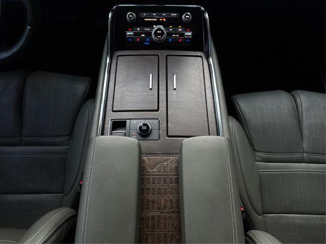 used 2022 Lincoln Navigator car, priced at $59,995