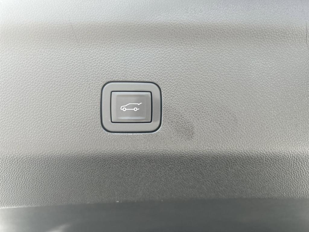 new 2025 Chevrolet Suburban car, priced at $82,095