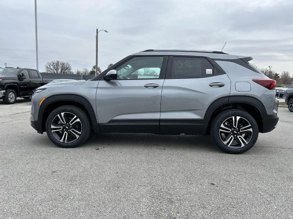 new 2025 Chevrolet TrailBlazer car, priced at $26,073