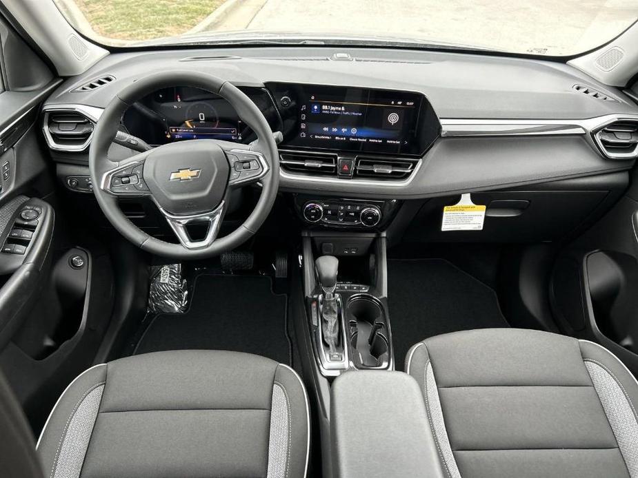 new 2025 Chevrolet TrailBlazer car, priced at $26,073