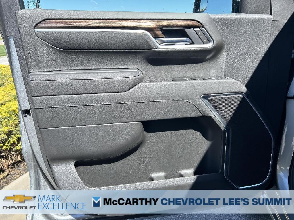 new 2025 Chevrolet Silverado 1500 car