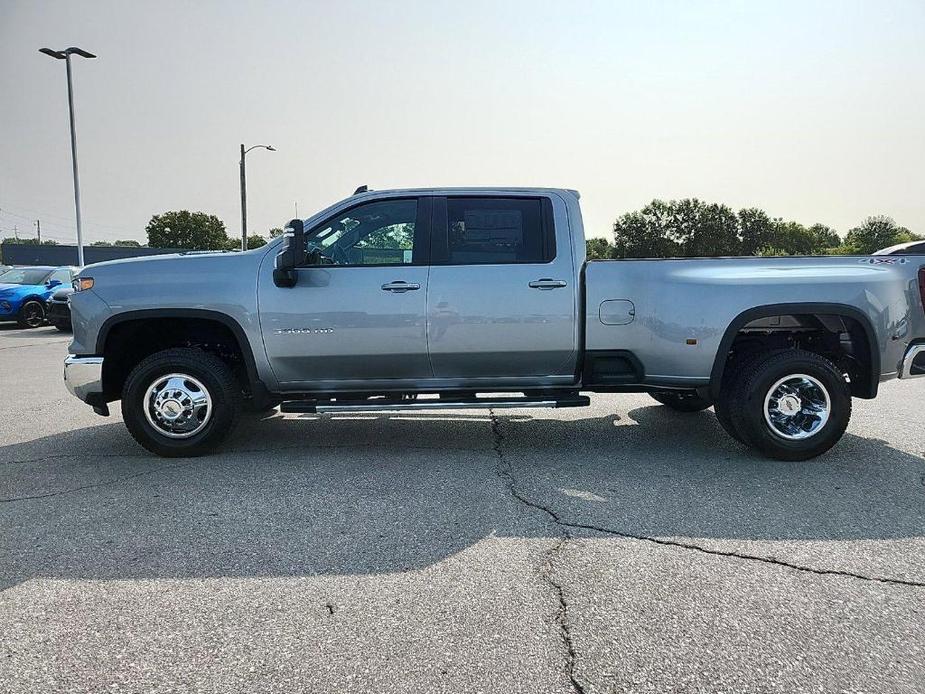 new 2025 Chevrolet Silverado 3500 car, priced at $73,061